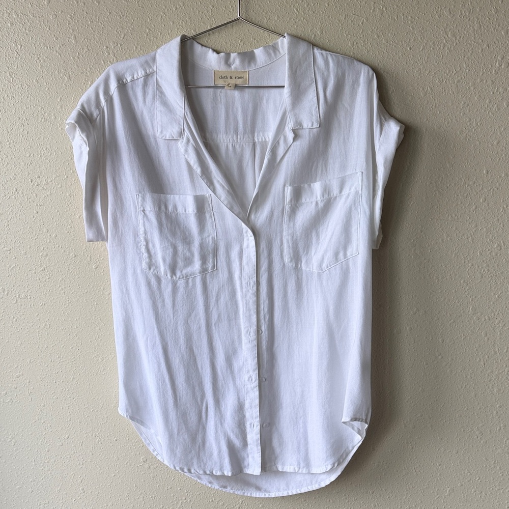 Cloth & Stone Women's White Button-Down Shirt